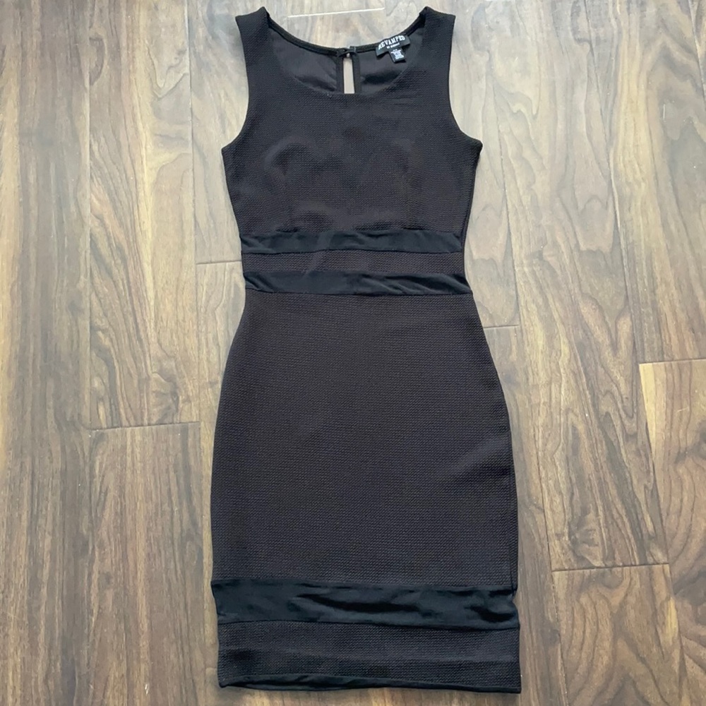 Revamped Textured w Mesh Details Sleeveless Dress